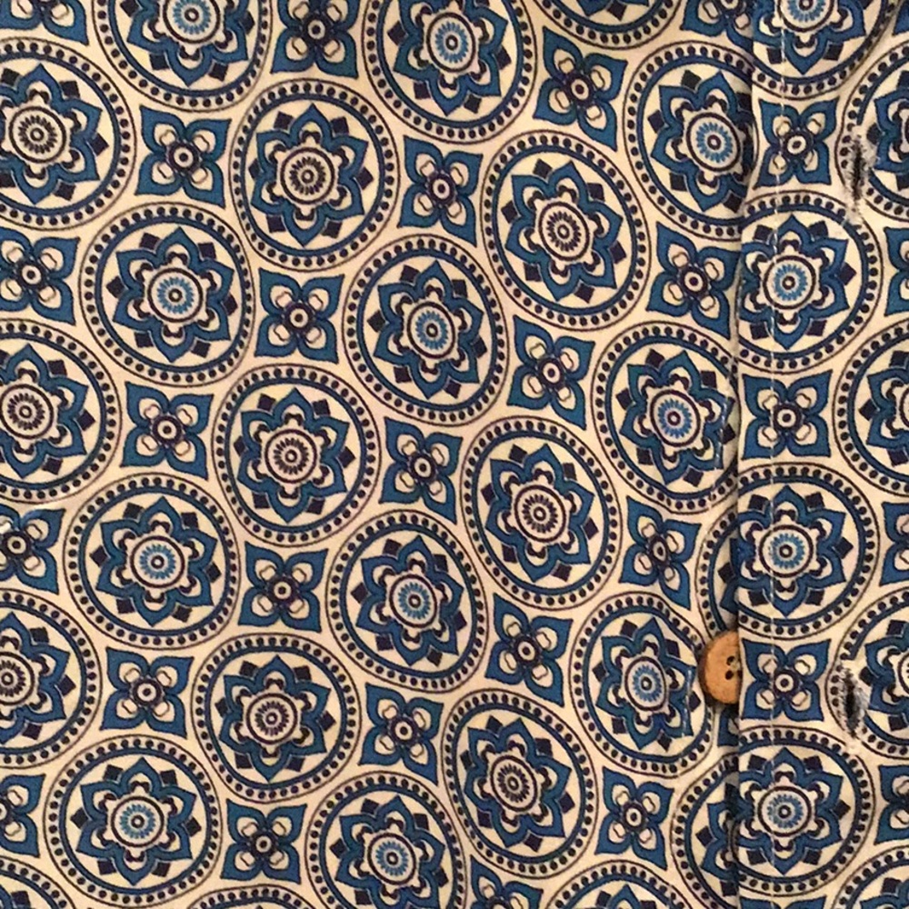 Shirt - Picture 2 of 2
